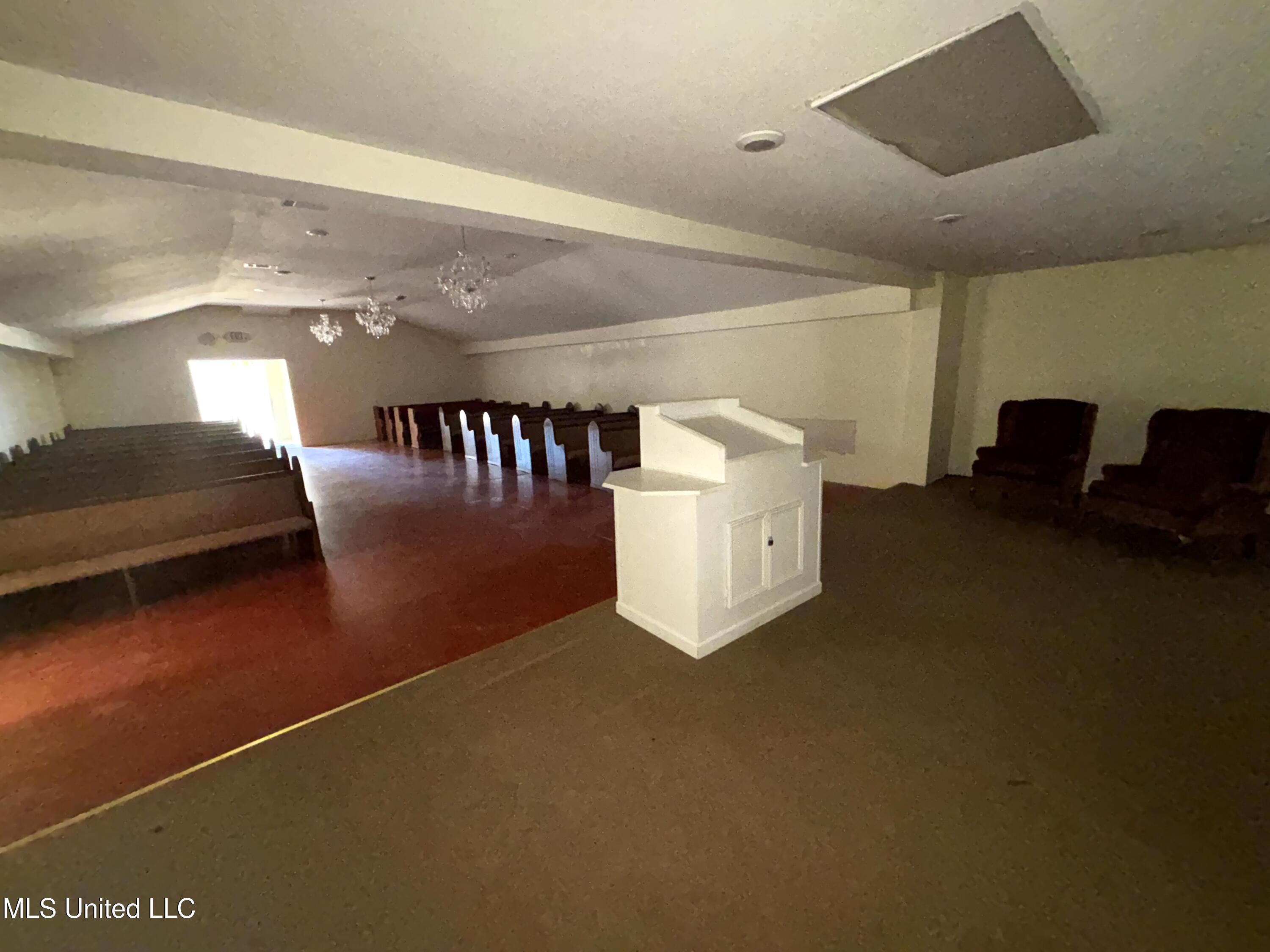 29 Agnew Street Morton, MS 39117 - Photo 6 of 10 IMG_2418