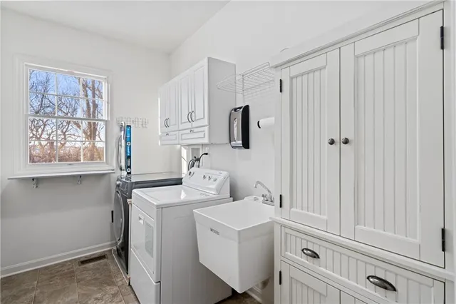 $589,900 | 1670 Heritage Drive, Pittsburgh, PA 15237