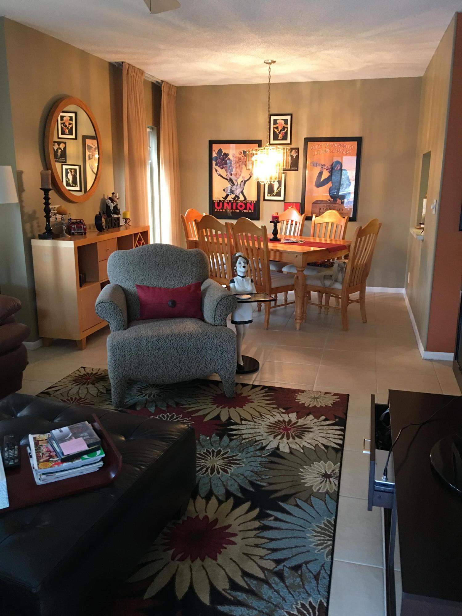 250 Northeast 20th Street, Unit 2250 Boca Raton, FL 33431 - Photo 7 of 15 lvg-dng room