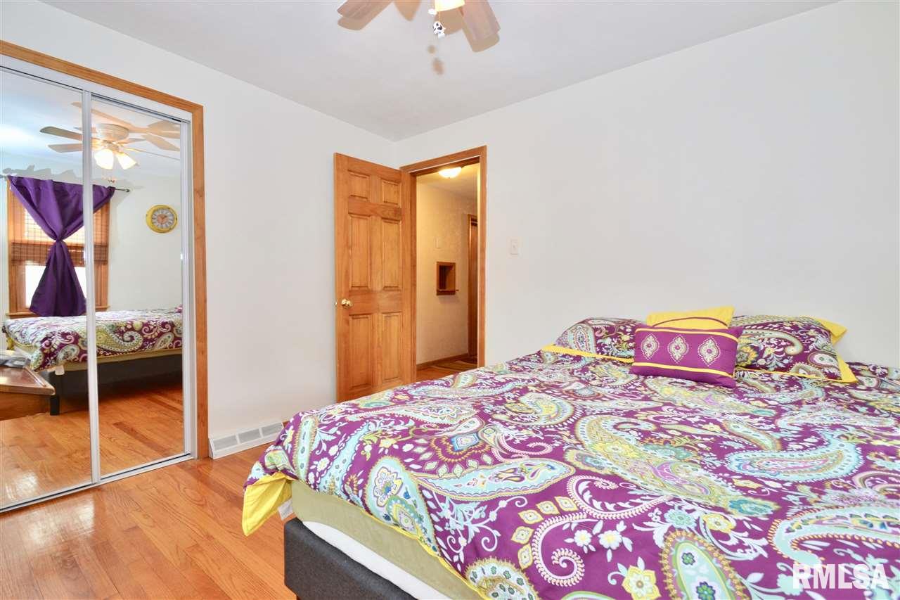 4503 Silvis Road Bartonville, IL 61607 - Photo 12 of 36 Gallery Image 12