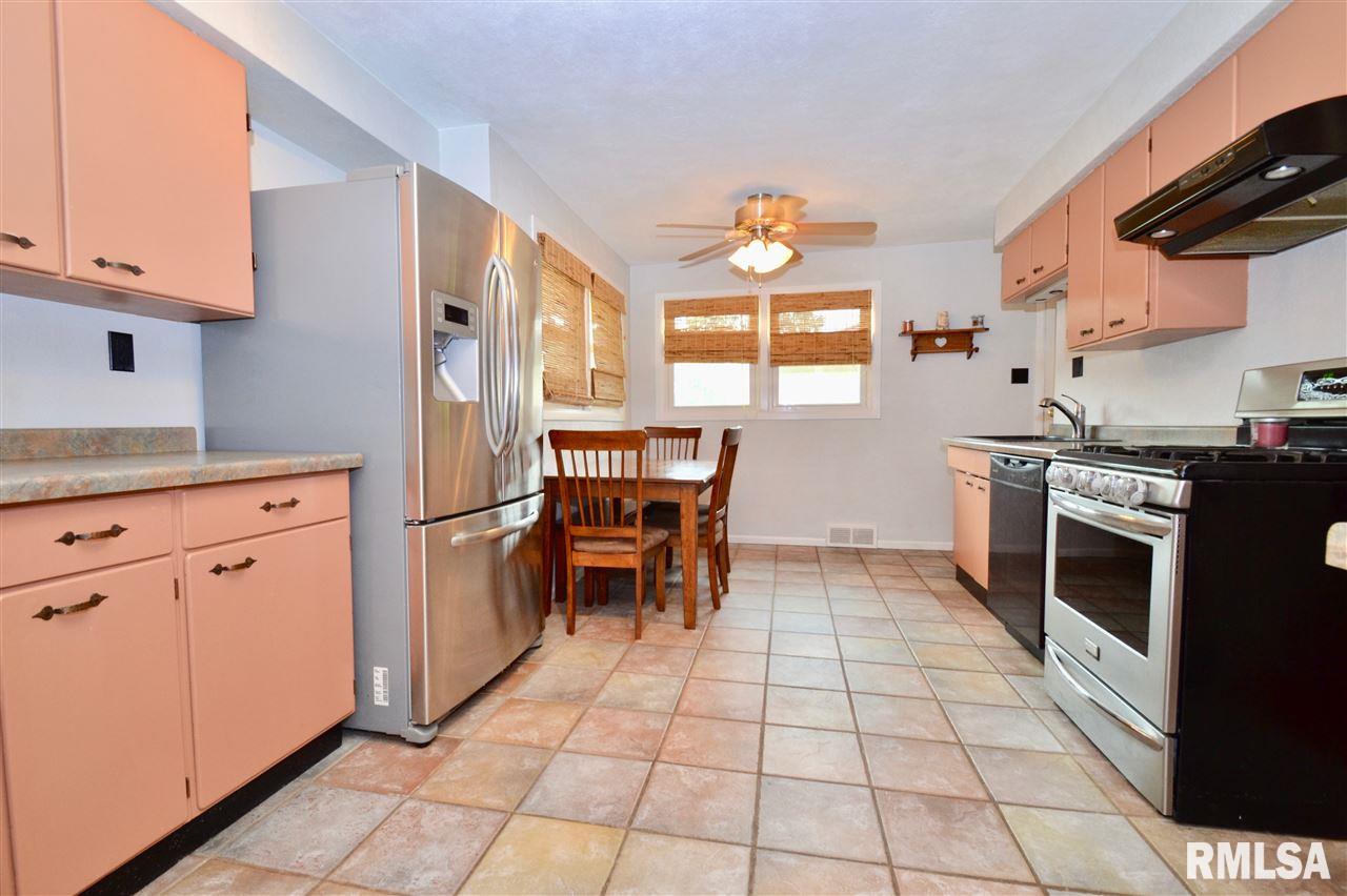 4503 Silvis Road Bartonville, IL 61607 - Photo 17 of 36 Gallery Image 17