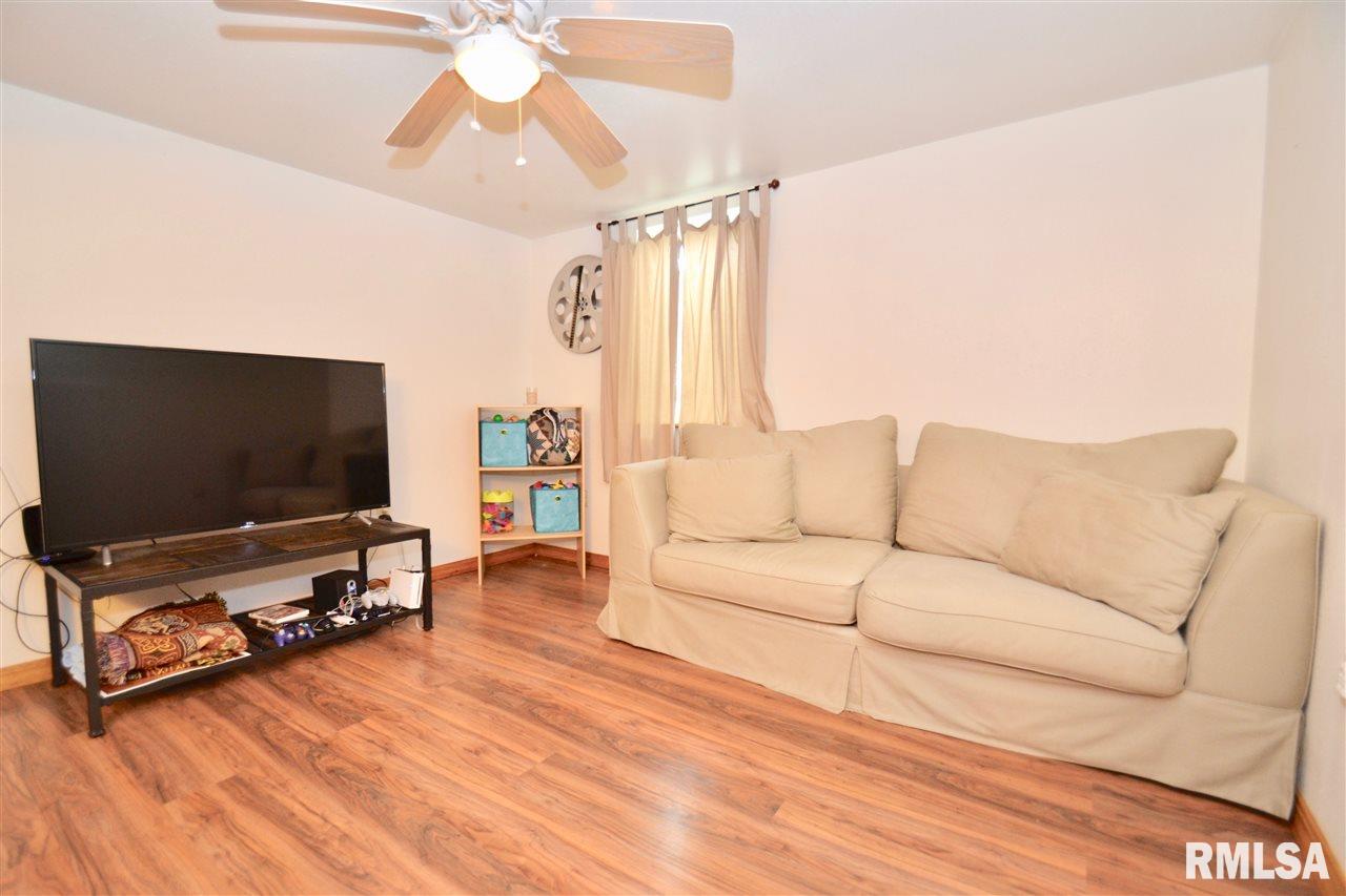 4503 Silvis Road Bartonville, IL 61607 - Photo 25 of 36 Gallery Image 25