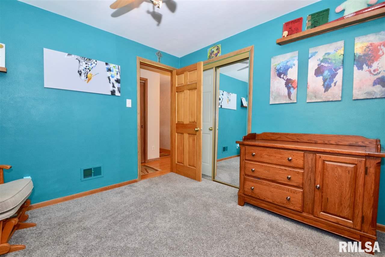 4503 Silvis Road Bartonville, IL 61607 - Photo 10 of 36 Gallery Image 10