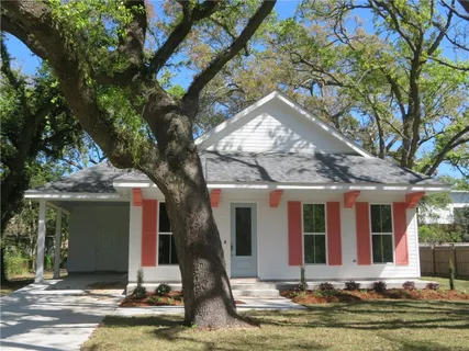 $325,000 | 104 Kingston Court, New Orleans, LA 70131