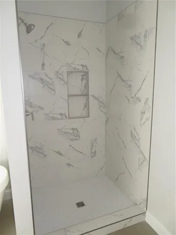 $325,000 | 104 Kingston Court, New Orleans, LA 70131