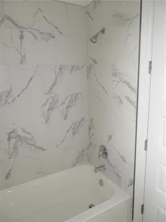 $325,000 | 104 Kingston Court, New Orleans, LA 70131