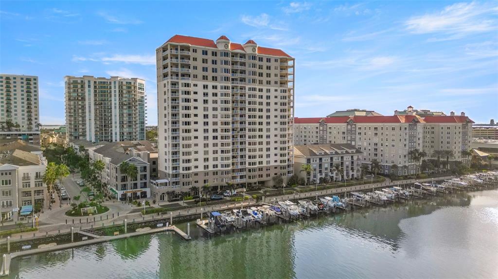 371 Channelside Walk Way, Unit 902 Tampa, FL 33602 - Photo 12 of 50 a view of a lake with a city