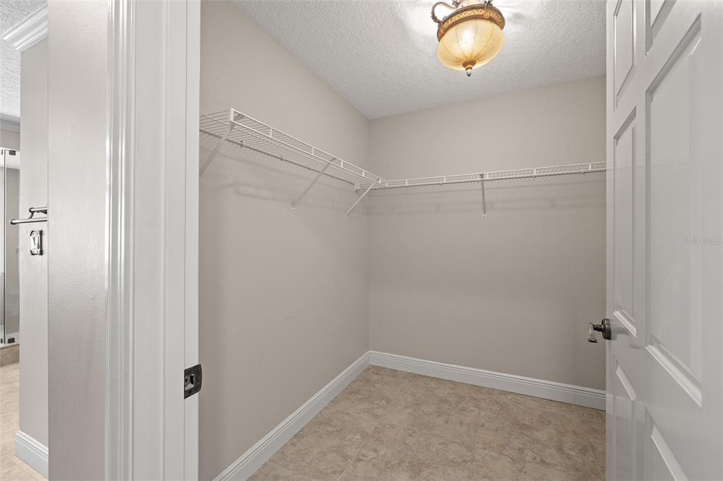 371 Channelside Walk Way, Unit 902 Tampa, FL 33602 - Photo 35 of 50 a view of small space