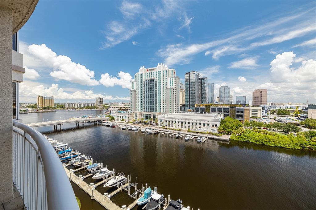 371 Channelside Walk Way, Unit 902 Tampa, FL 33602 - Photo 47 of 50 a view of a city with sitting area