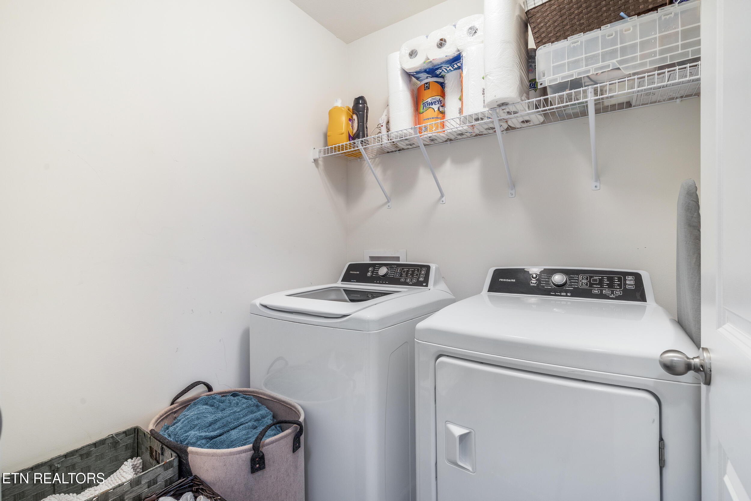 7200 Ponds Inlet Lane Powell, TN 37849 - Photo 25 of 38 Laundry