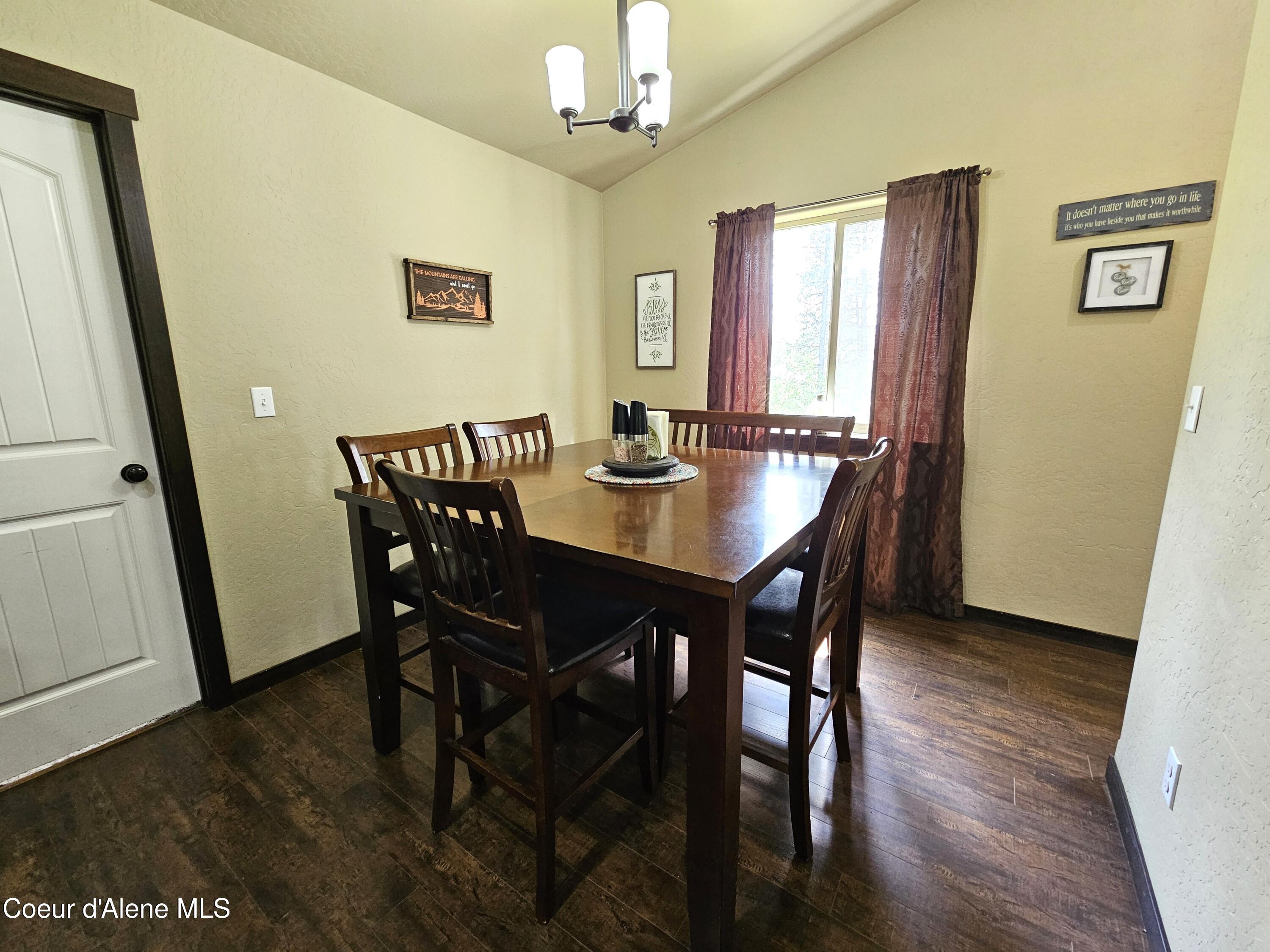 18819 North Ramsey Road Rathdrum, ID 83858 - Photo 9 of 33 Dining Nook
