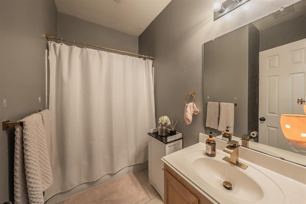 9032 Saratoga Road Fort Worth, TX 76244 - Photo 21 of 37