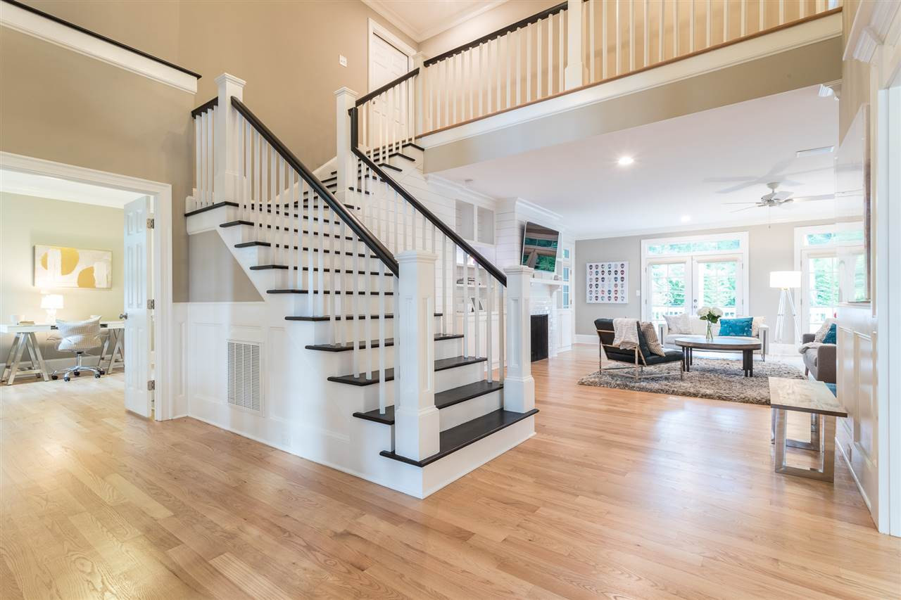 812 Macon Place Raleigh, NC 27609 - Photo 4 of 30 Foyer