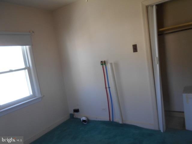 15 Ridge Road Aston, PA 19014 - Photo 11 of 17 bedroom 2 first floor with laundry hook up
