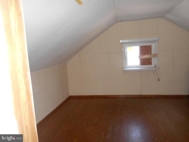 15 Ridge Road Aston, PA 19014 - Photo 16 of 17 bedroom 3 2nd floor