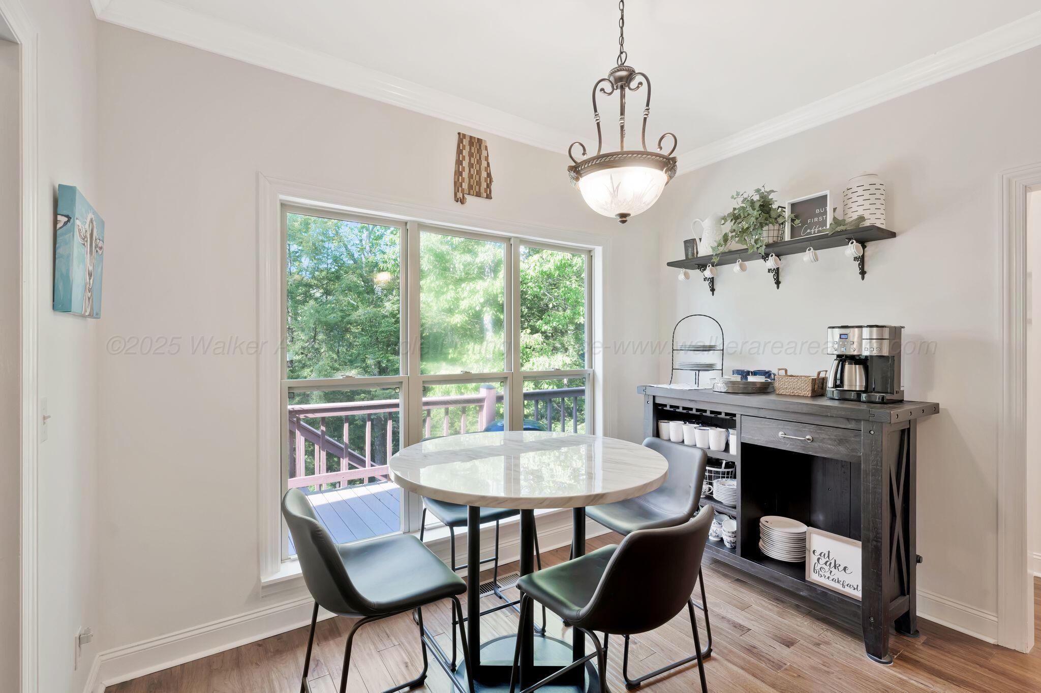 336 Hidden Way Jasper, AL 35503 - Photo 16 of 47 Breakfast Nook