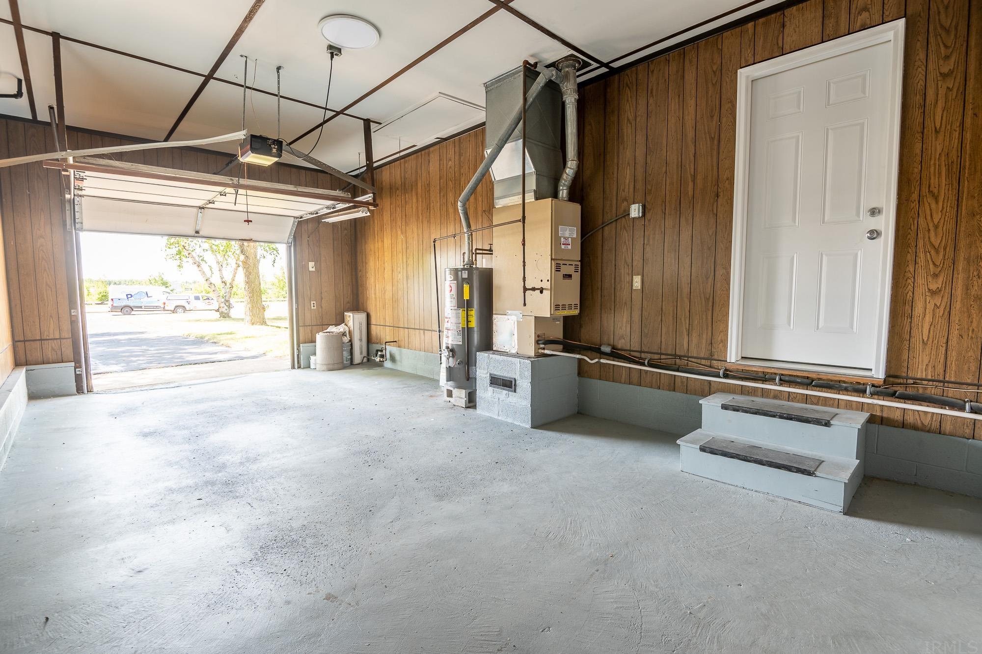 1309 East Tillman Road Fort Wayne, IN 46816 - Photo 25 of 35