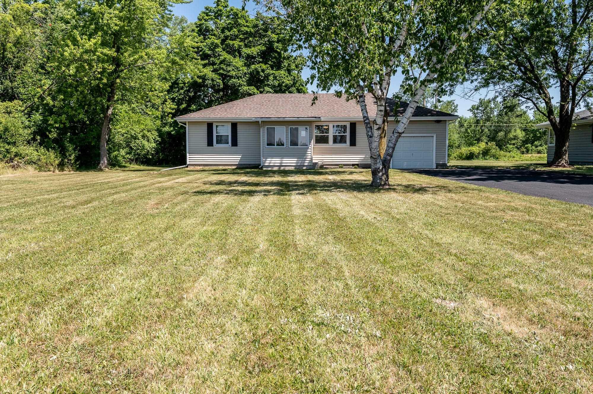 1309 East Tillman Road Fort Wayne, IN 46816 - Photo 3 of 35