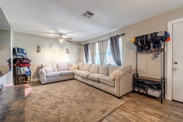 $218,000 | 10526 Tolman Street, Houston, TX 77034