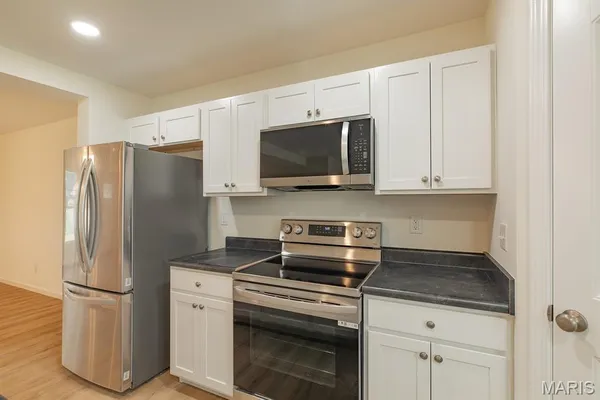 $359,900 | 207 Wrigley Field Drive, Bethalto, IL 62010