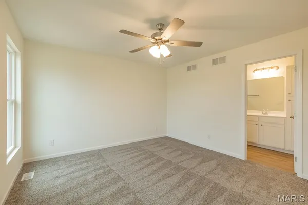 $359,900 | 207 Wrigley Field Drive, Bethalto, IL 62010