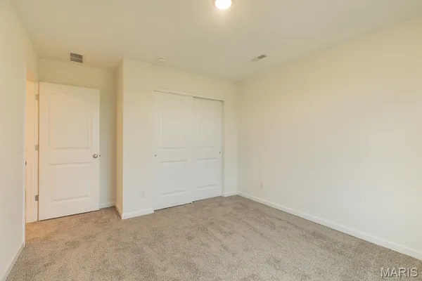 $359,900 | 207 Wrigley Field Drive, Bethalto, IL 62010