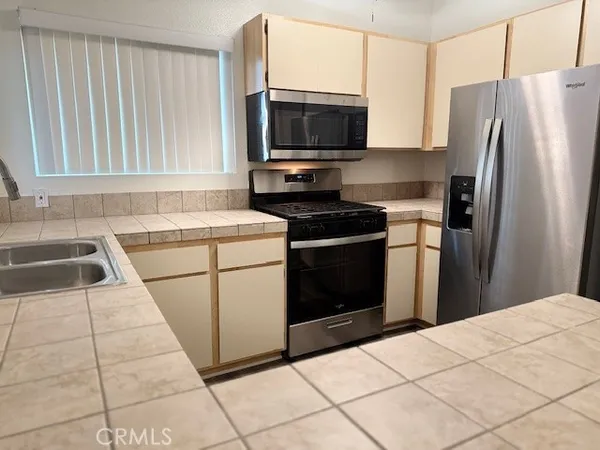 $2,395 | 79700 Ave 42, Unit I, Bermuda Dunes, CA 92203