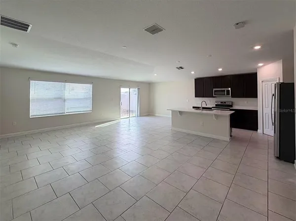 $2,000 | 416 North Andrea Circle, Haines City, FL 33844