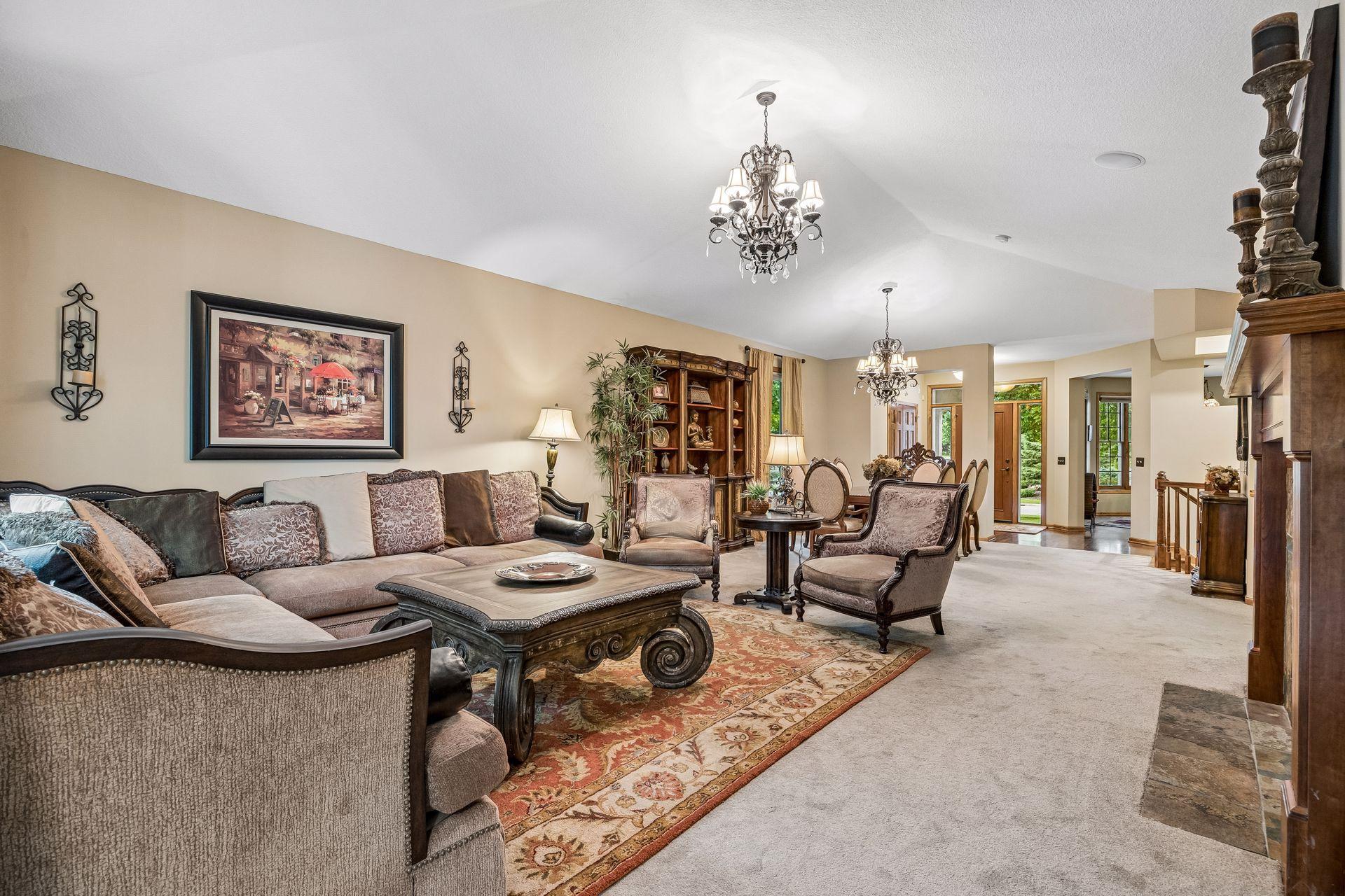 18464 Farmstead Circle Eden Prairie, MN 55347 - Photo 7 of 47