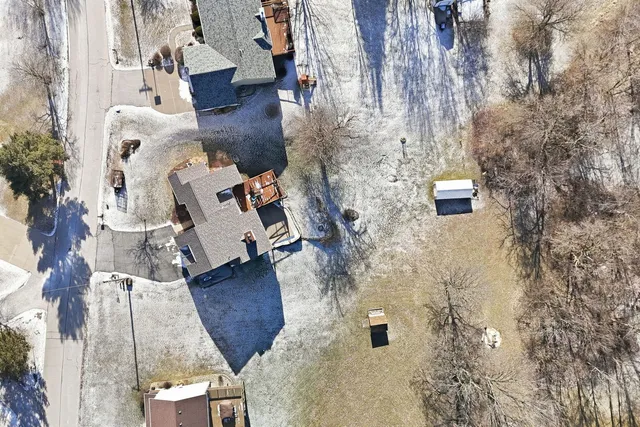 $325,000 | 302 Fyre Lake Drive, Sherrard, IL 61281