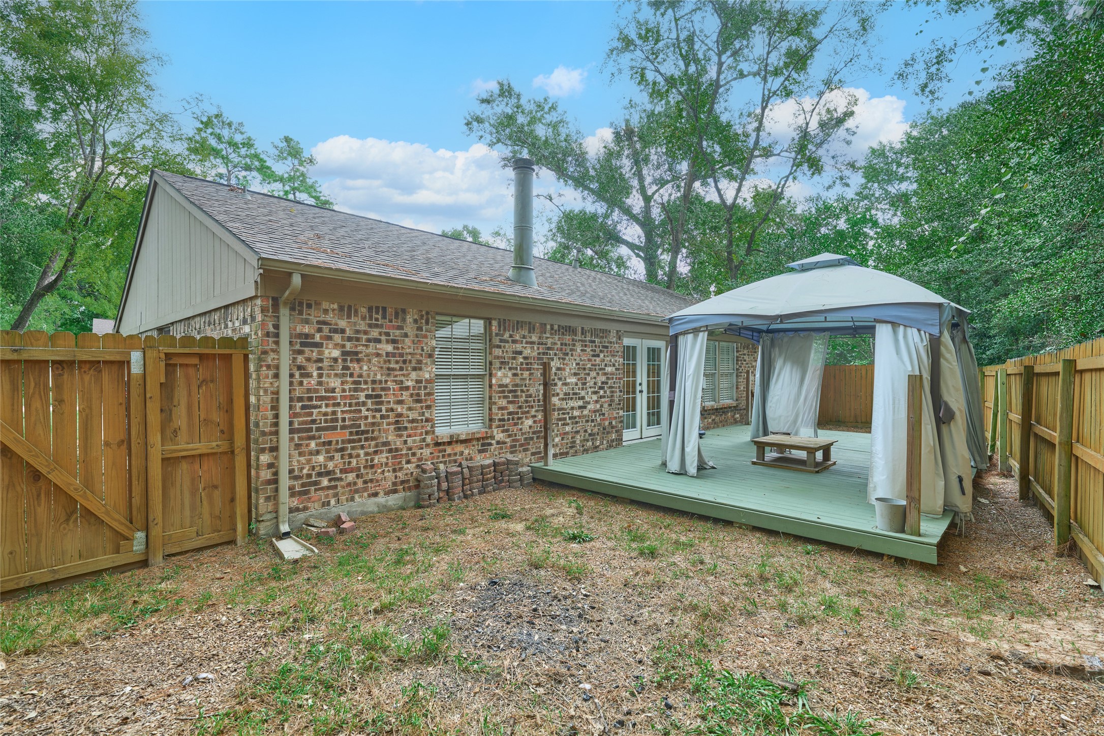 5 North White Pebble Court The Woodlands, TX 77380 - Photo 26 of 28