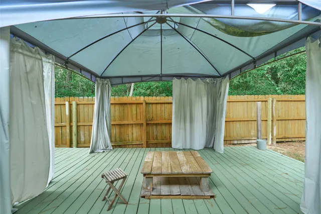 $2,195 | 5 North White Pebble Court, The Woodlands, TX 77380