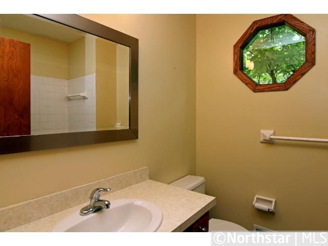 4632 Beacon Hill Road Eagan, MN 55122 - Photo 13 of 15 Gallery Image 13