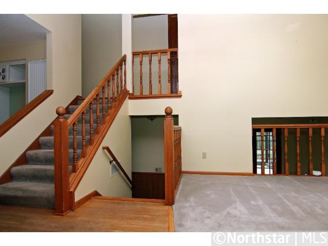 4632 Beacon Hill Road Eagan, MN 55122 - Photo 4 of 15 Gallery Image 4