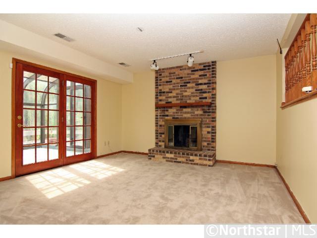 4632 Beacon Hill Road Eagan, MN 55122 - Photo 9 of 15 Gallery Image 9