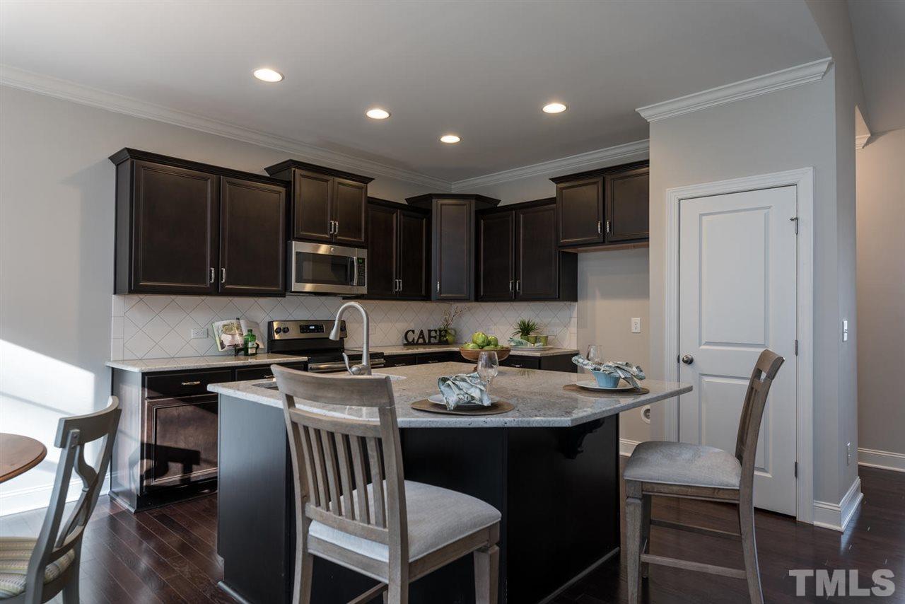87 Ravencliff Ridge Garner, NC 27529 - Photo 9 of 25 Gallery Image 9