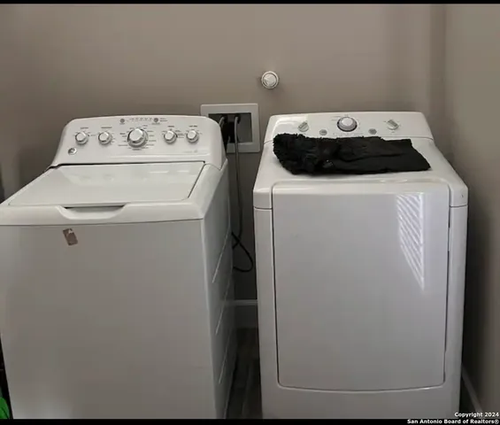 $2,250 | 1178 Lakeshore Drive, Canyon Lake, TX 78133