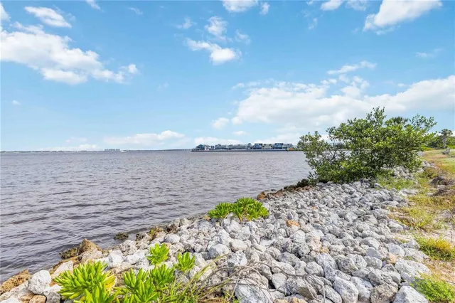 $5,500 | 1500 Park Beach Circle, Unit 6C, Punta Gorda, FL 33950