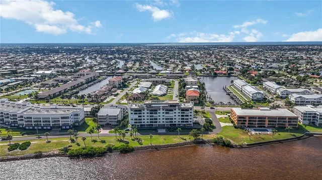 $5,500 | 1500 Park Beach Circle, Unit 6C, Punta Gorda, FL 33950