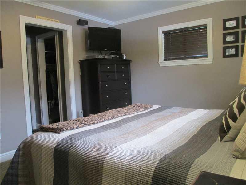 147 Three Degree Road Pittsburgh, PA 15237 - Photo 10 of 25 Master Bedroom.