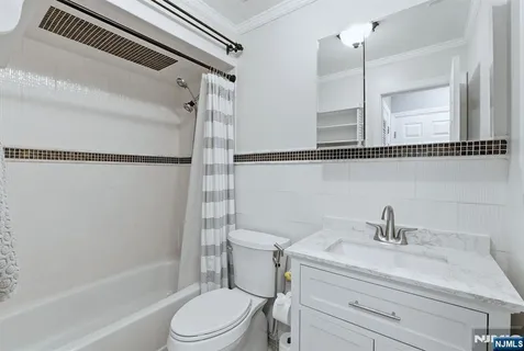 $365,000 | 192 Burnett Avenue, Unit 15, Maplewood, NJ 07040