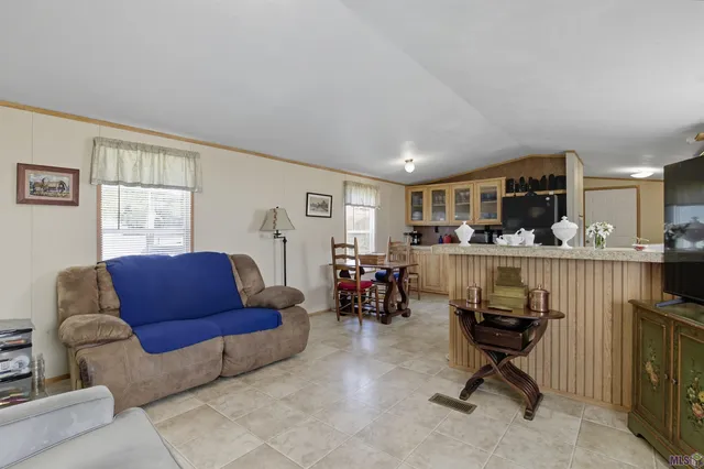 $205,000 | 412 Welch Lane, Kentwood, LA 70444