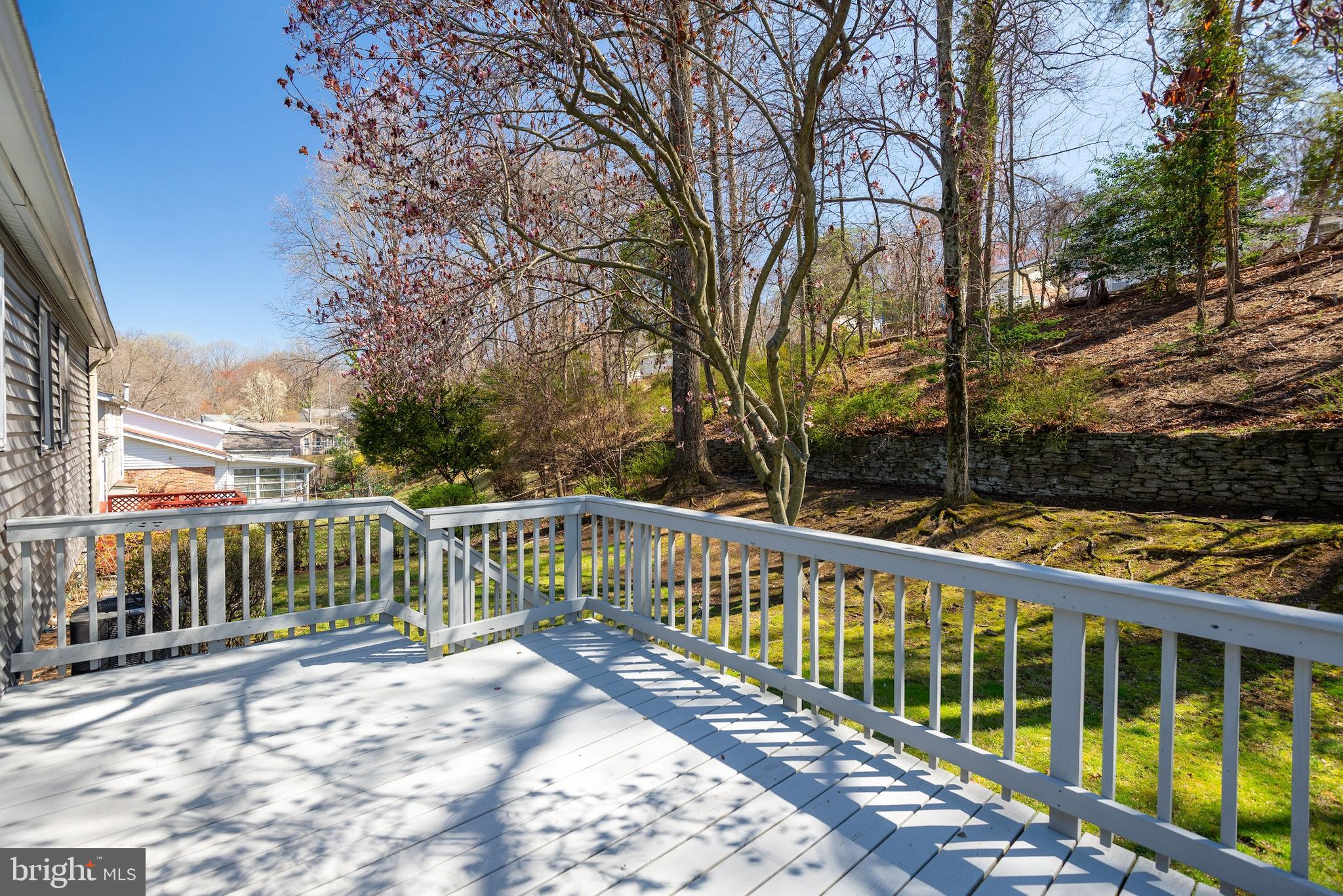 616 Kenbrook Drive Silver Spring, MD 20902 - Photo 23 of 35 Back Deck