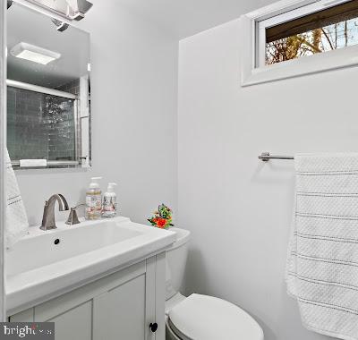 616 Kenbrook Drive Silver Spring, MD 20902 - Photo 31 of 35 LL Bath