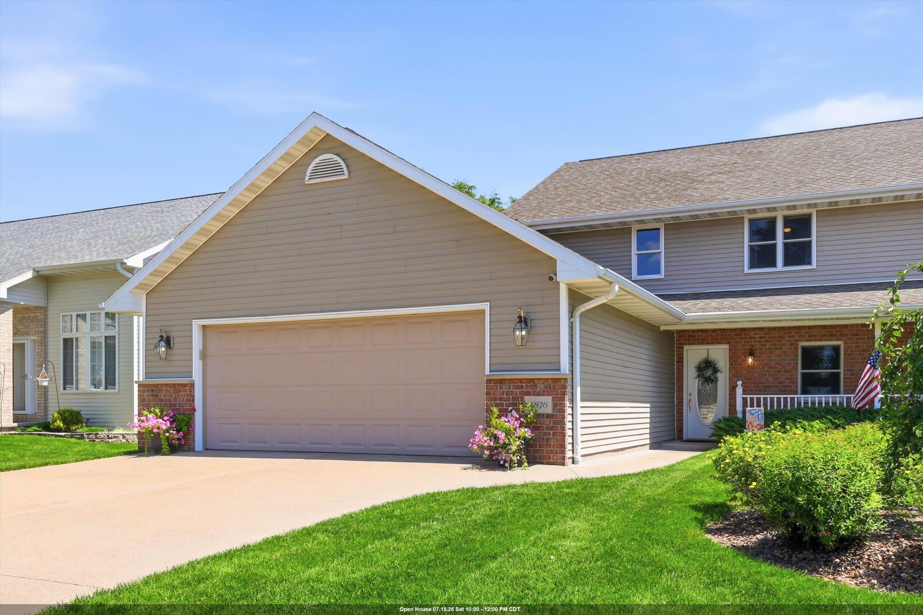 4816 North Apple Road Appleton, WI 54913 - Photo 1 of 41