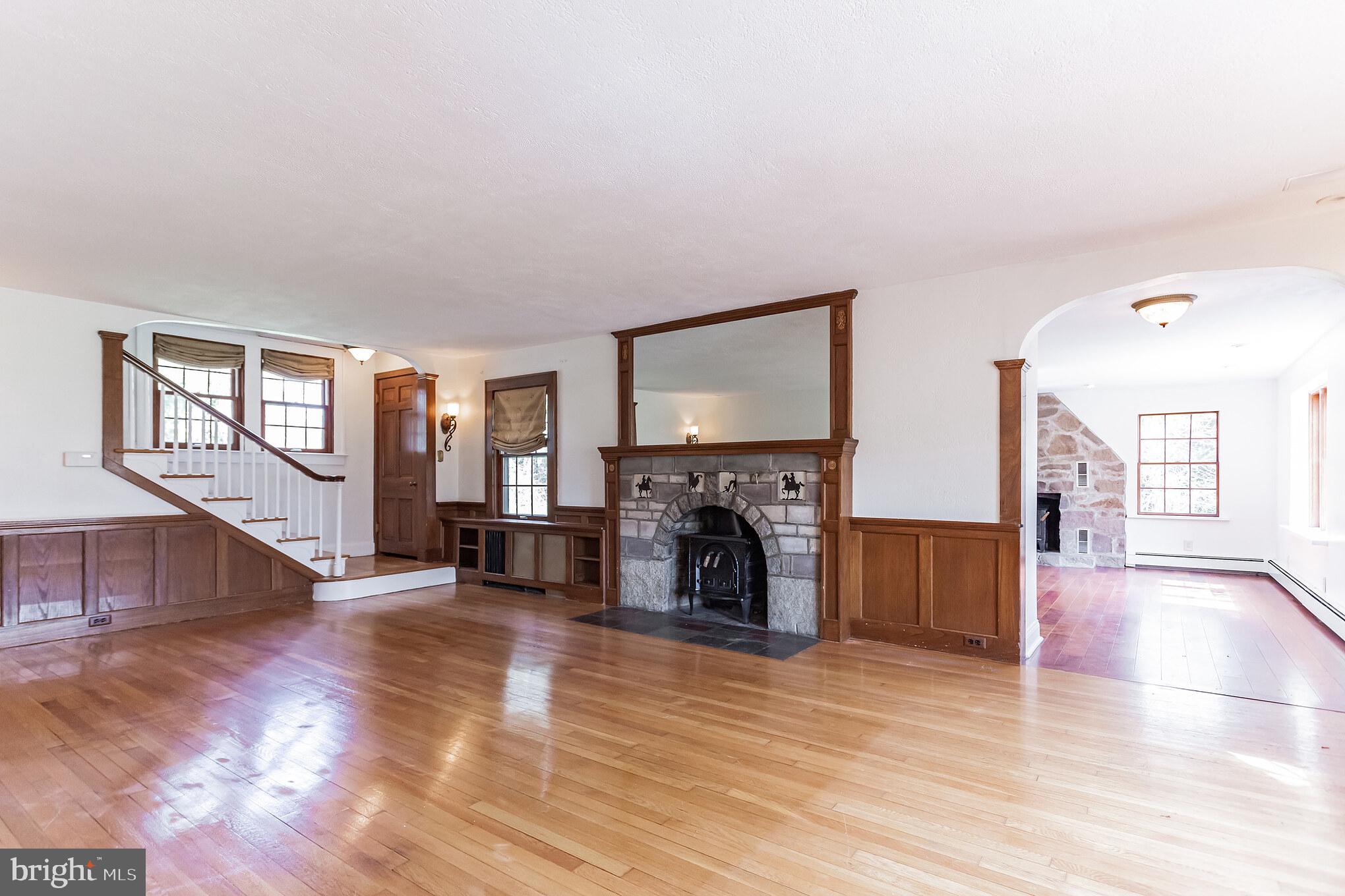 906 Edgewood Road Yardley, PA 19067 - Photo 12 of 29 Gallery Image 12
