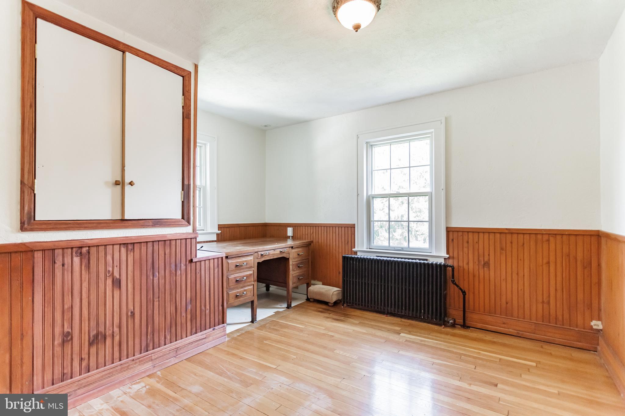 906 Edgewood Road Yardley, PA 19067 - Photo 17 of 29 Gallery Image 17