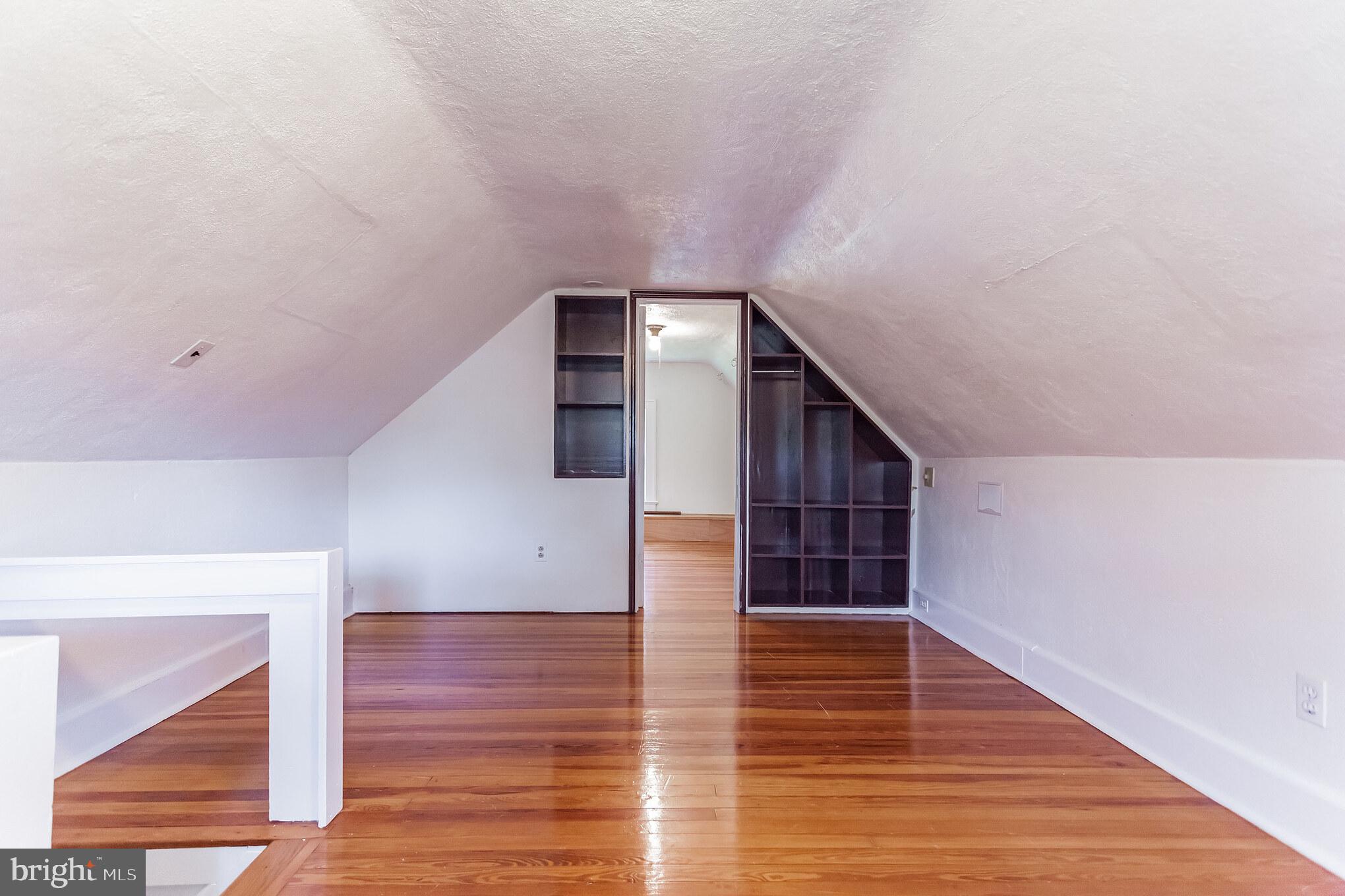 906 Edgewood Road Yardley, PA 19067 - Photo 21 of 29 Gallery Image 21