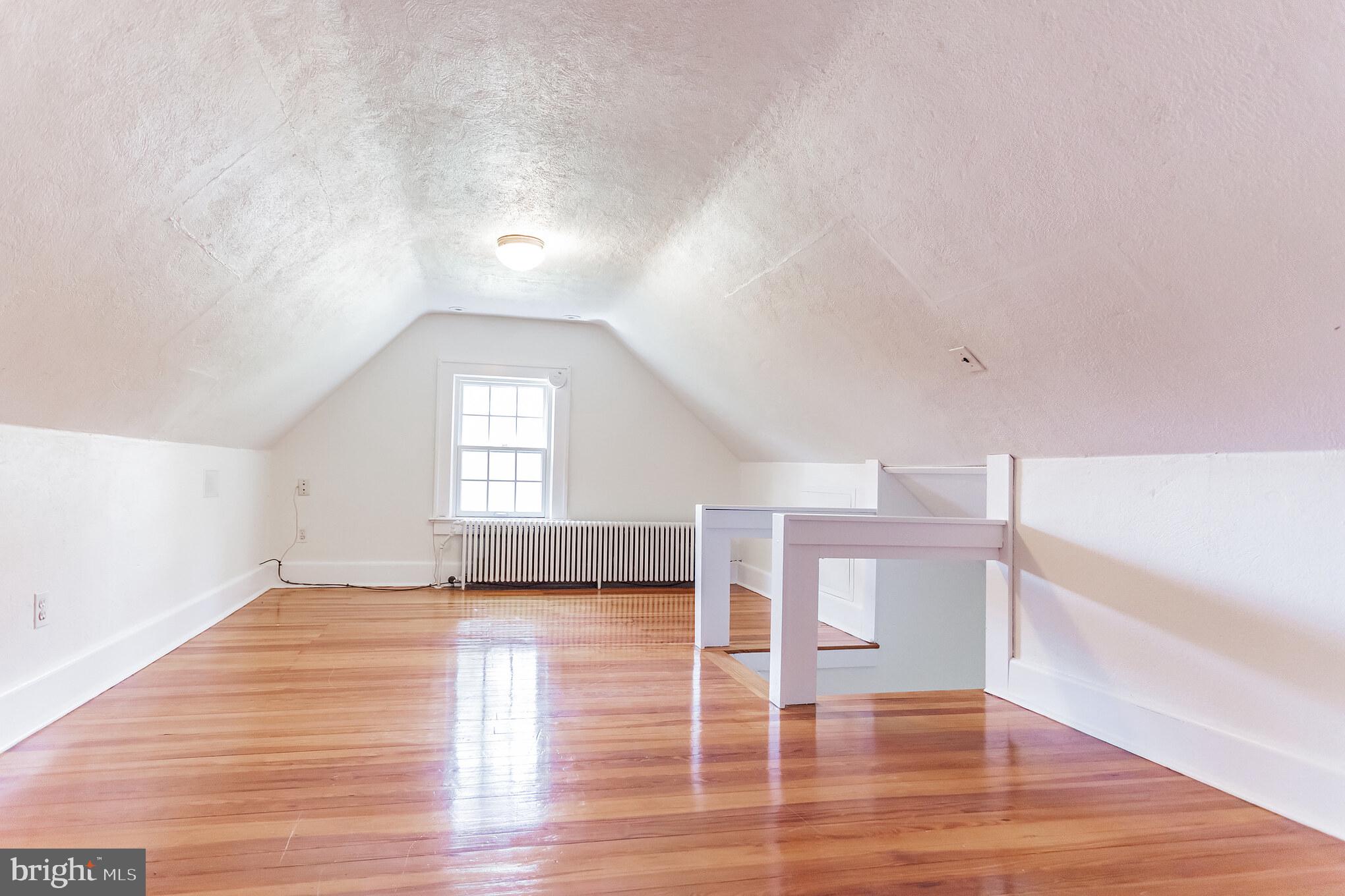 906 Edgewood Road Yardley, PA 19067 - Photo 22 of 29 Gallery Image 22