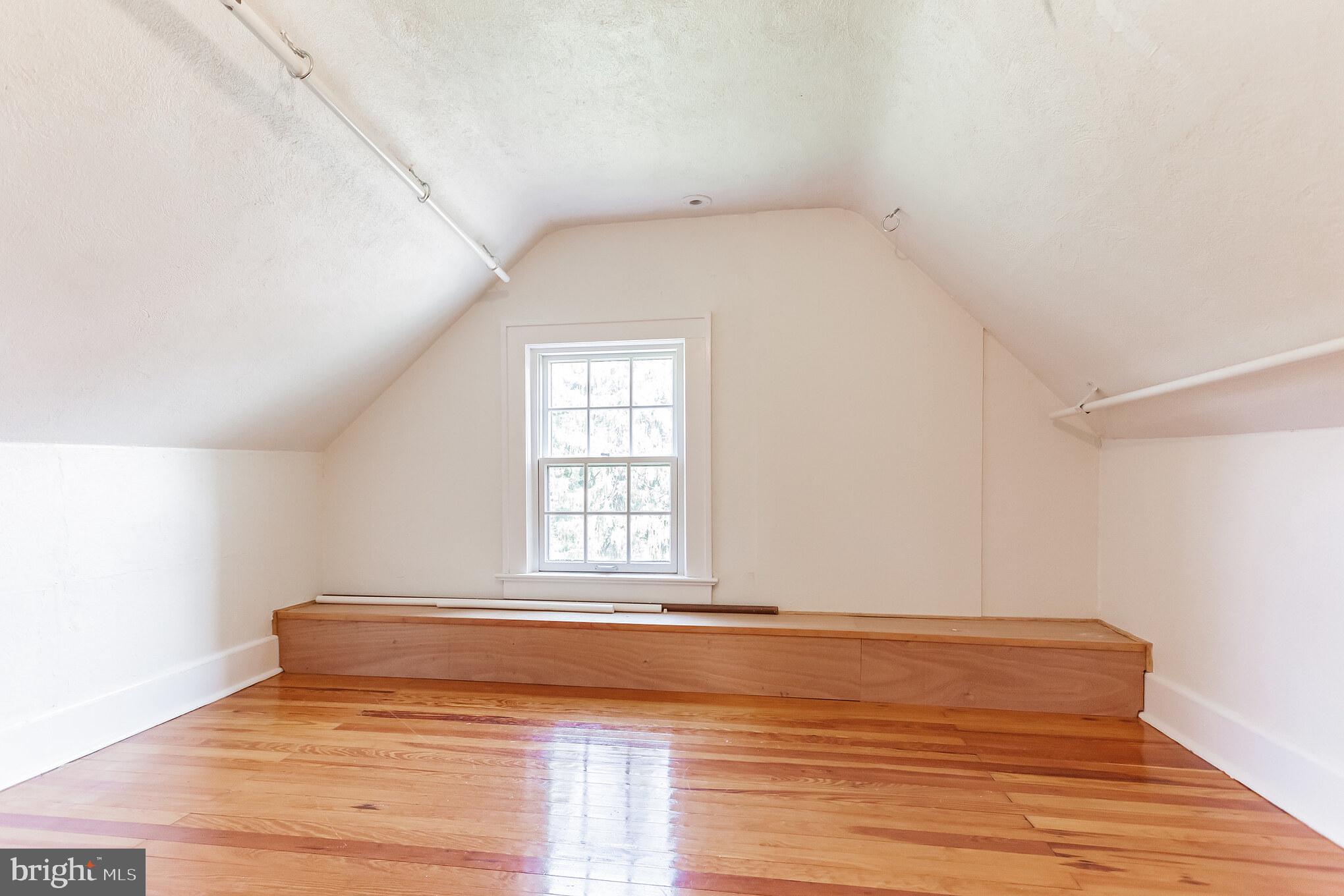 906 Edgewood Road Yardley, PA 19067 - Photo 23 of 29 Gallery Image 23